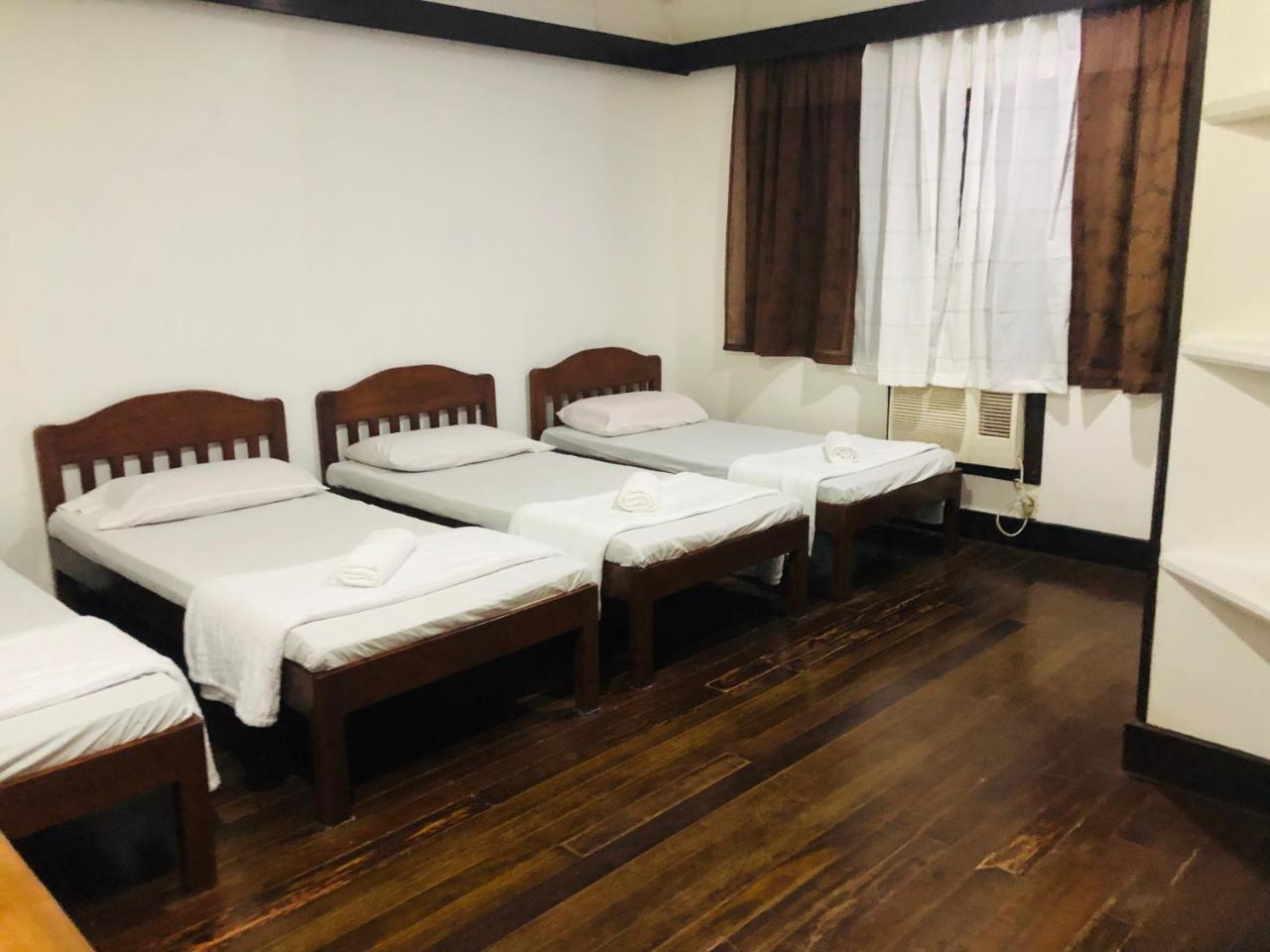 Matutina Pensionne Puerto Princesa Buitenkant foto
