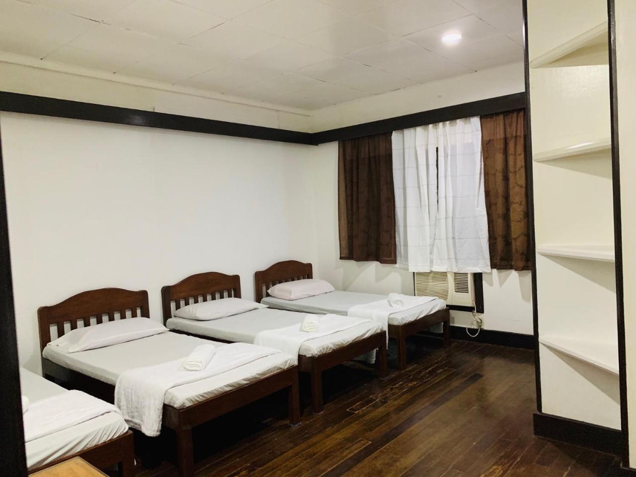 Matutina Pensionne Puerto Princesa Buitenkant foto