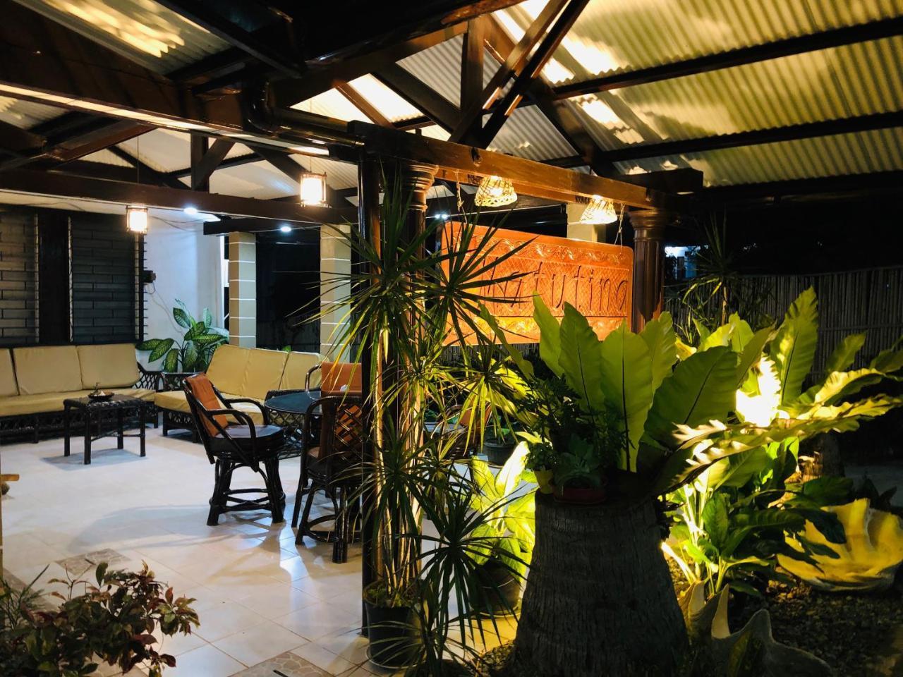 Matutina Pensionne Puerto Princesa Buitenkant foto