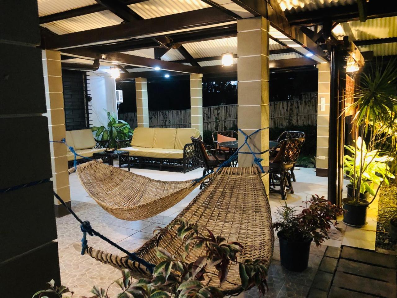 Matutina Pensionne Puerto Princesa Buitenkant foto